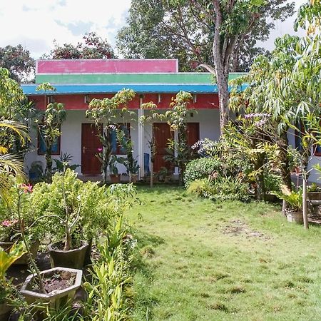 Pas Residence Manado Exterior foto