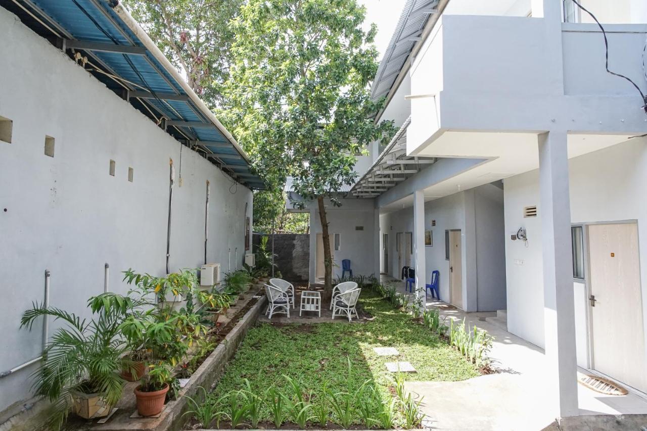 Pas Residence Manado Exterior foto