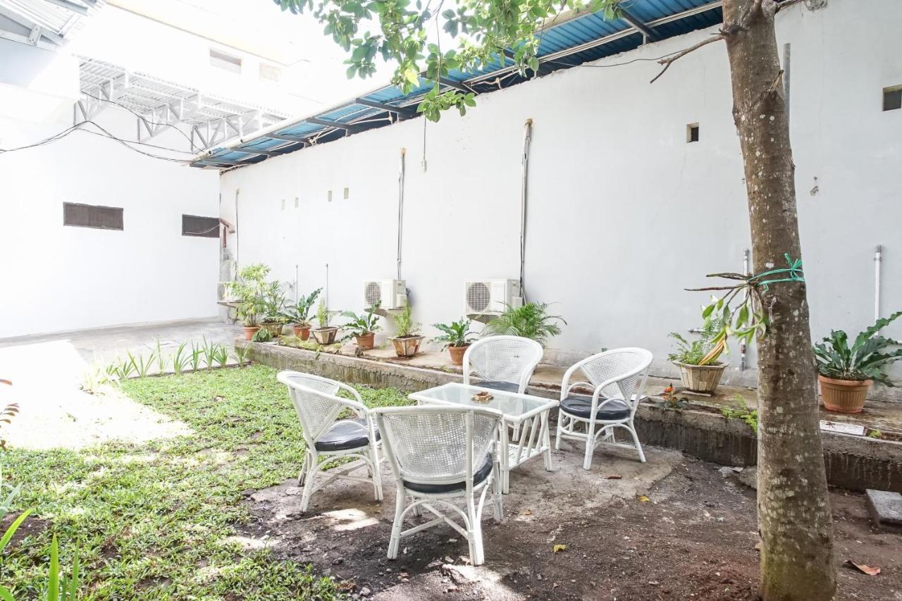 Pas Residence Manado Exterior foto